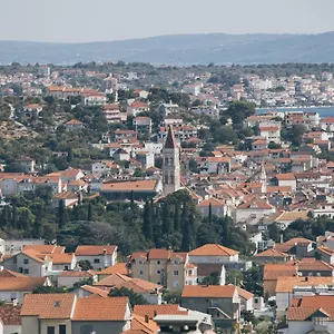 https://apartment-andrea-trogir.splithotels.org